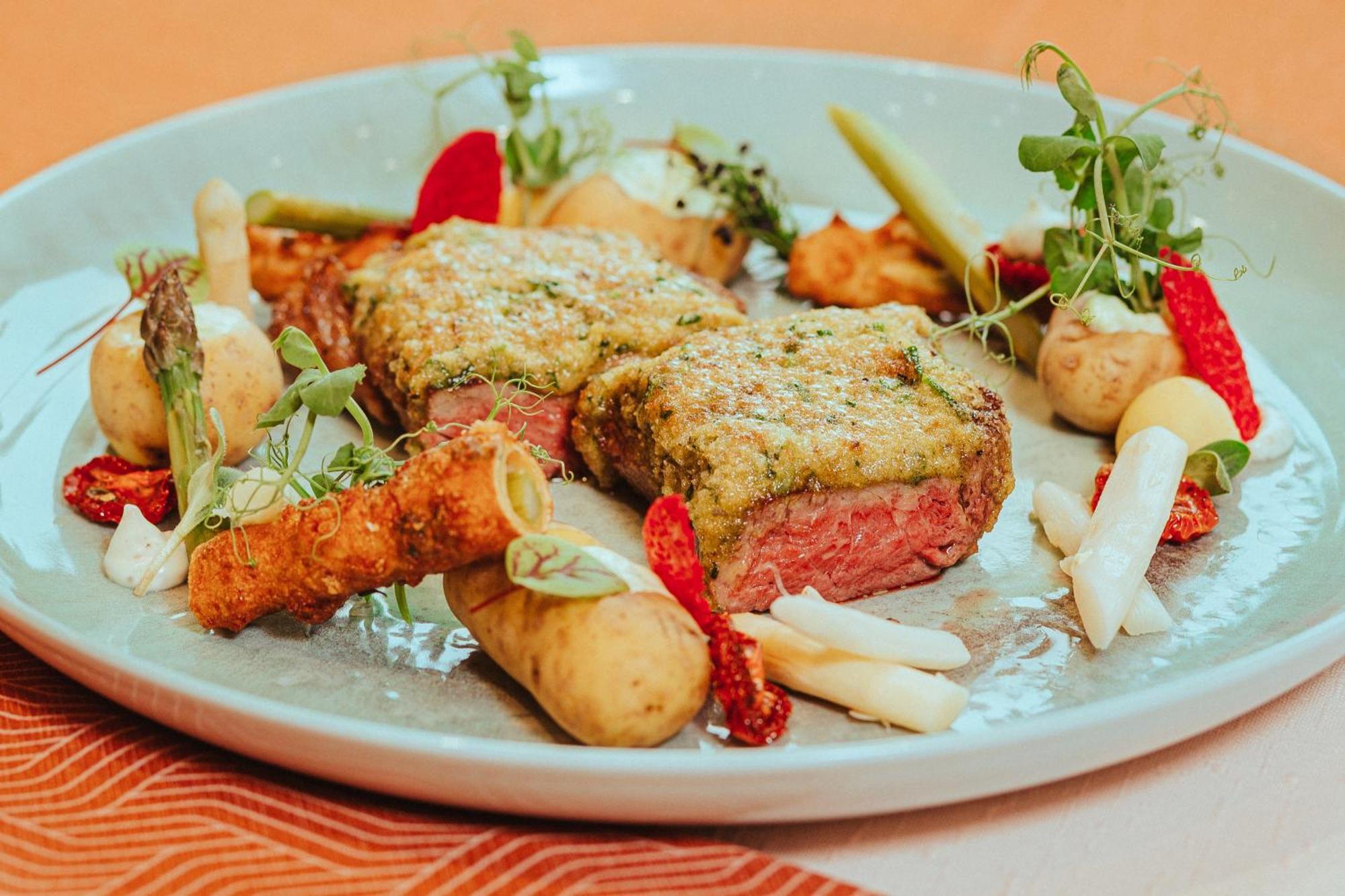 Hotel Restaurant Zur Neroburg 3*
